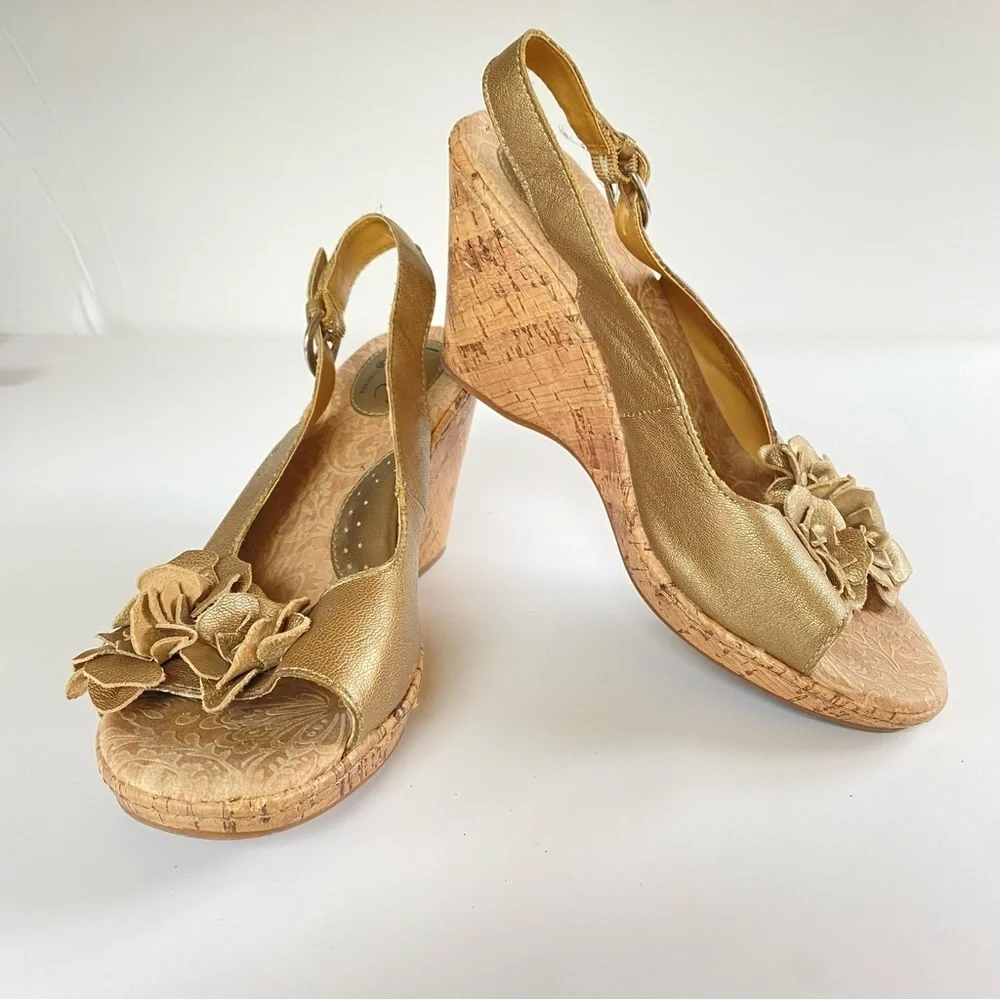 B.O.C. BORN CONCEPT Gold Wedge Sandals - Picture 1 of 14
